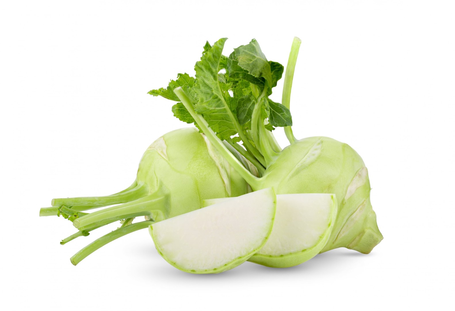 Fresh,Kohlrabi,With,Green,Leaves,On,Isolated,White,Backround.,Full